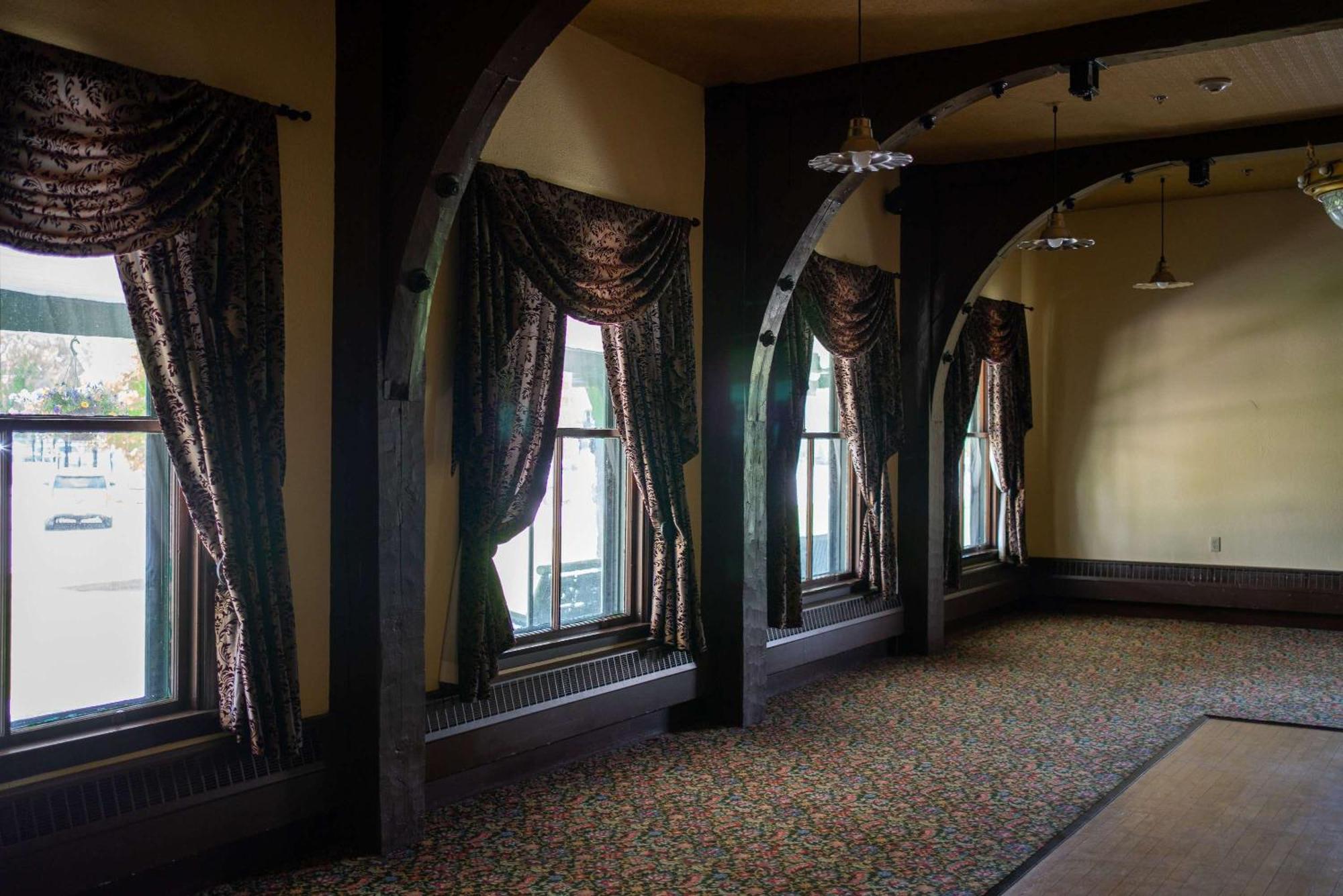 Sheridan Inn - Best Western Signature Collection Exterior photo